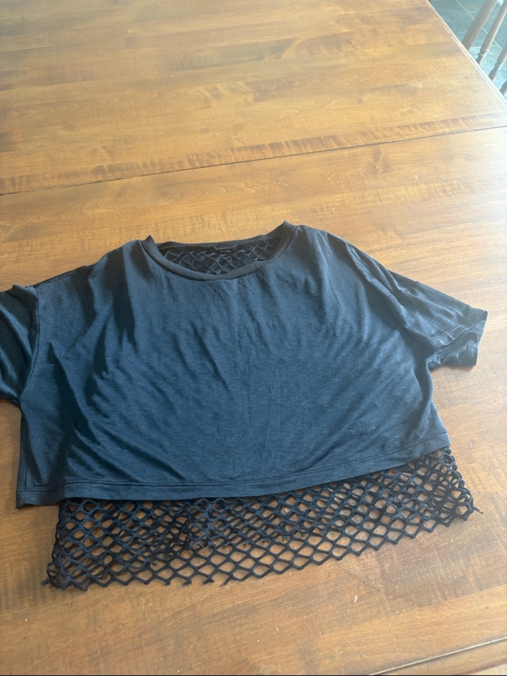 ALO Yoga Black Cropped Tee with Mesh underlayer